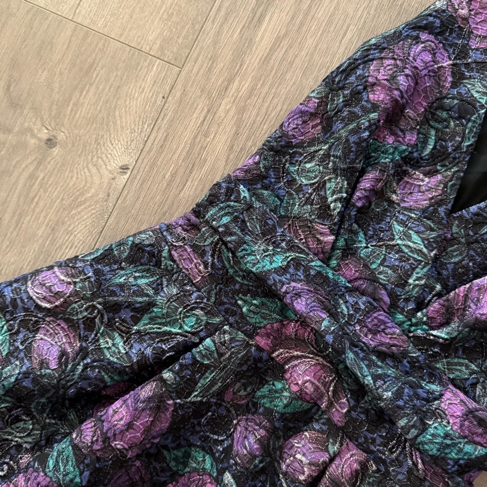 New‎ Nicole Miller Purple Floral Shimmer Textured Dress - Picture 2 of 6